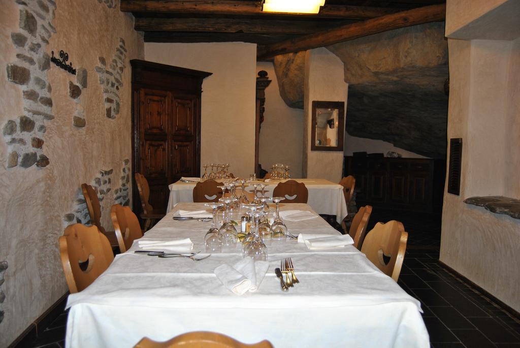 Casa Vacanza La Rocca Chiesa in Valmalenco Exterior photo